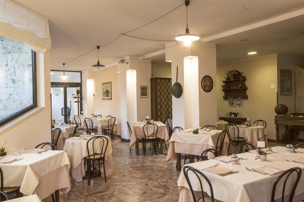 Albergo Vecchio Forno Spoleto Buitenkant foto