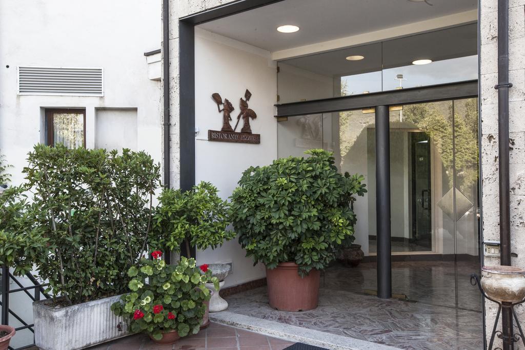 Albergo Vecchio Forno Spoleto Buitenkant foto